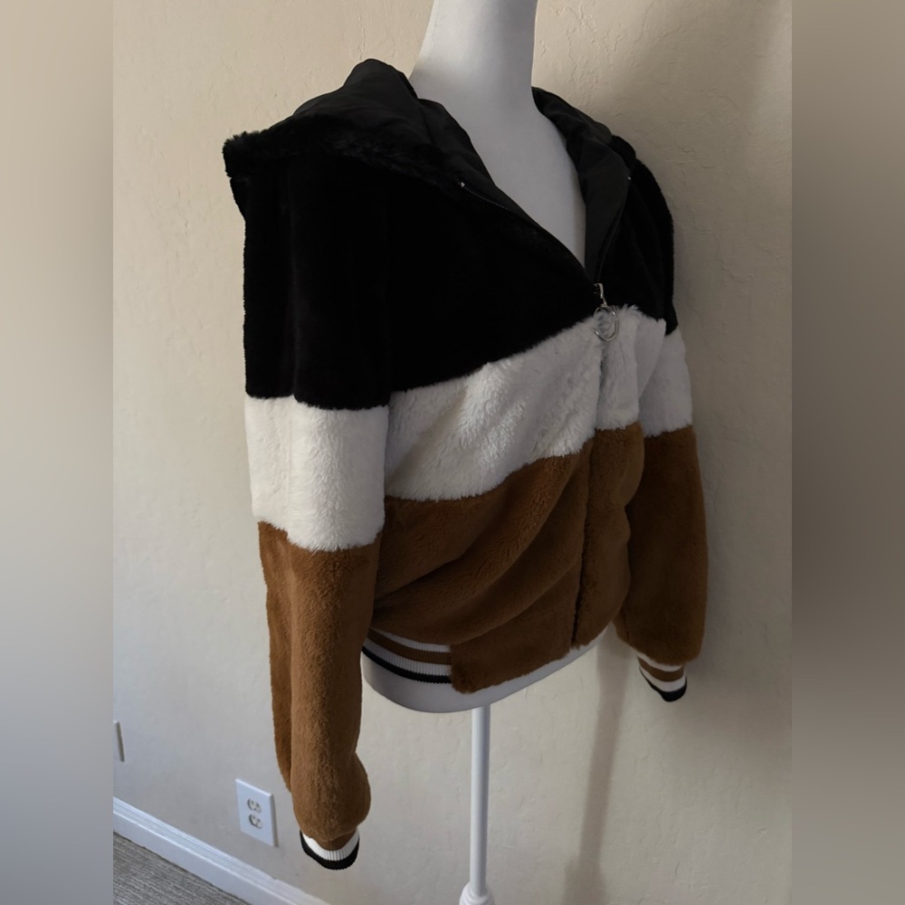Guess warm fleece jacket - Picture 3 of 5